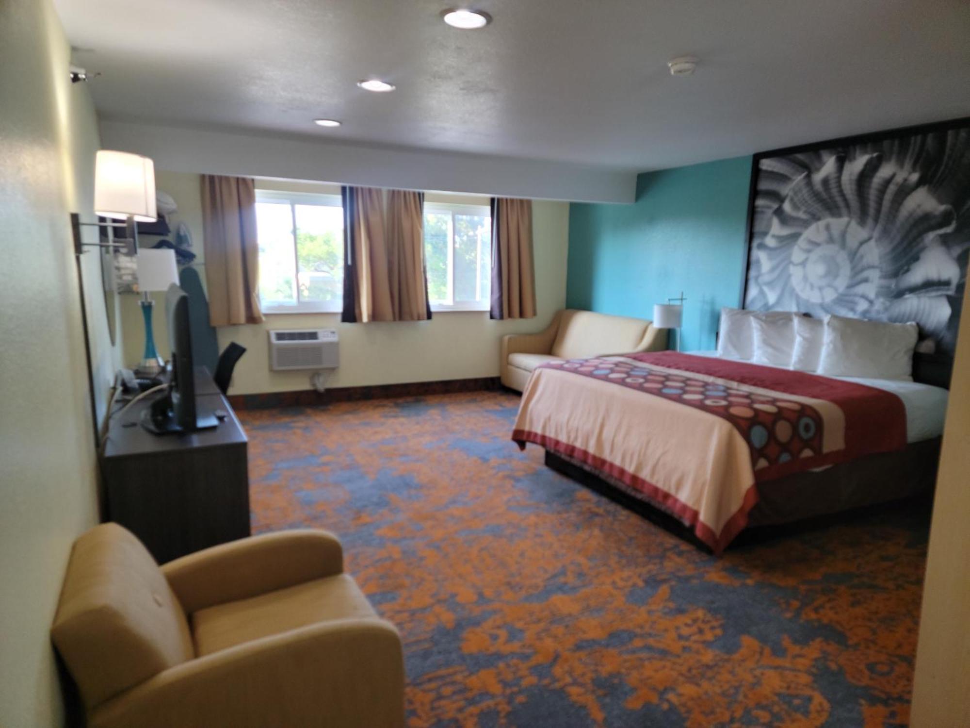 Super 8 By Wyndham Clearwater/St. Petersburg Airport Hotel Exterior photo
